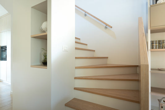 Ingresso Open Space - Scala in Rovere Naturale