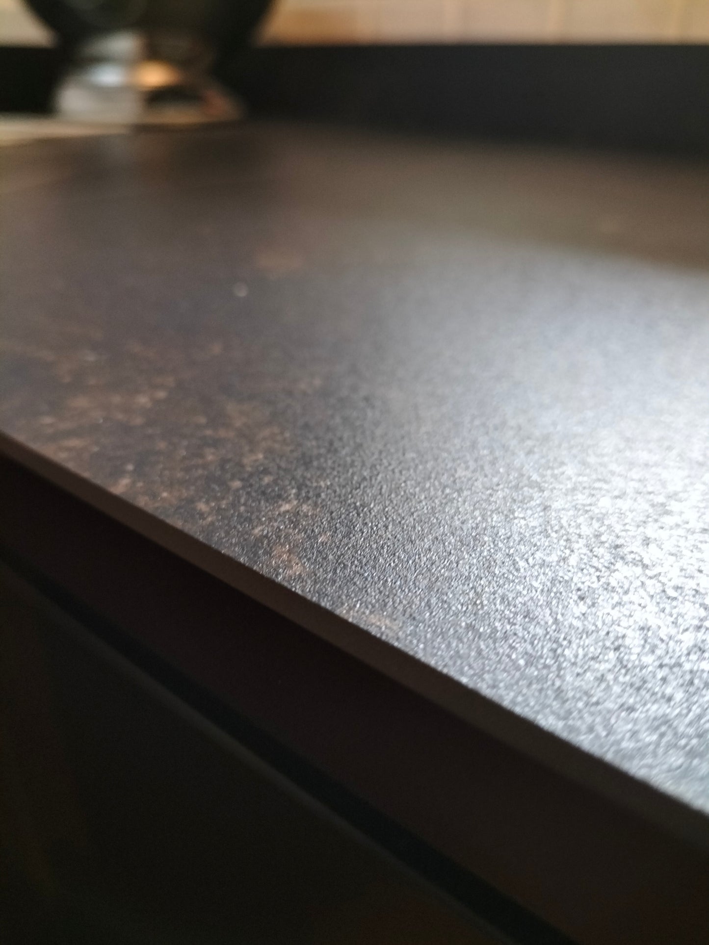 Cucina - laccato marrone mocha e olmo tinto naturale