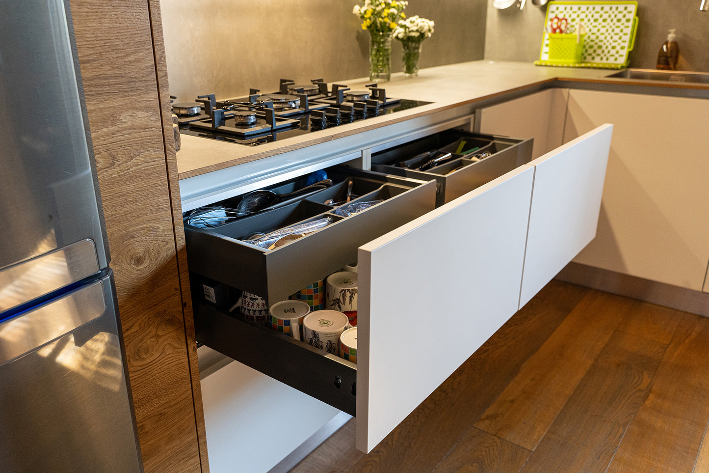 Cucina - Rovere e Laccato Opaco Bianco