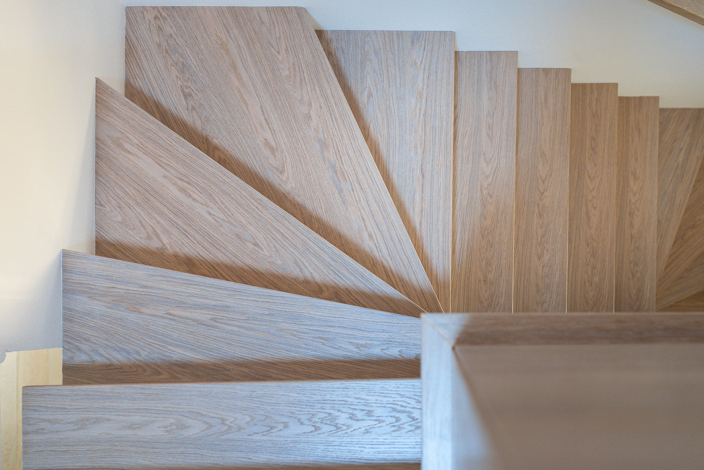 Ingresso Open Space - Scala in Rovere Naturale