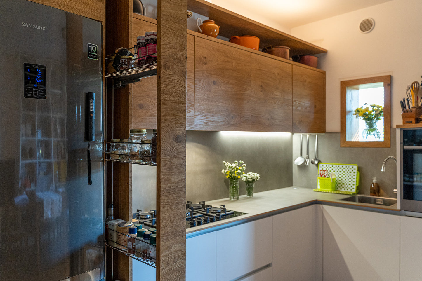 Cucina - Rovere e Laccato Opaco Bianco