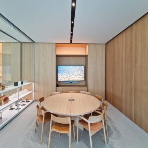 Allestimento di laboratori e uffici - rovere naturale